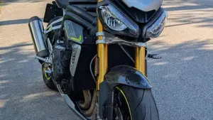 Triumph Speed Triple 1200 RS (2021 - 24)  (2)