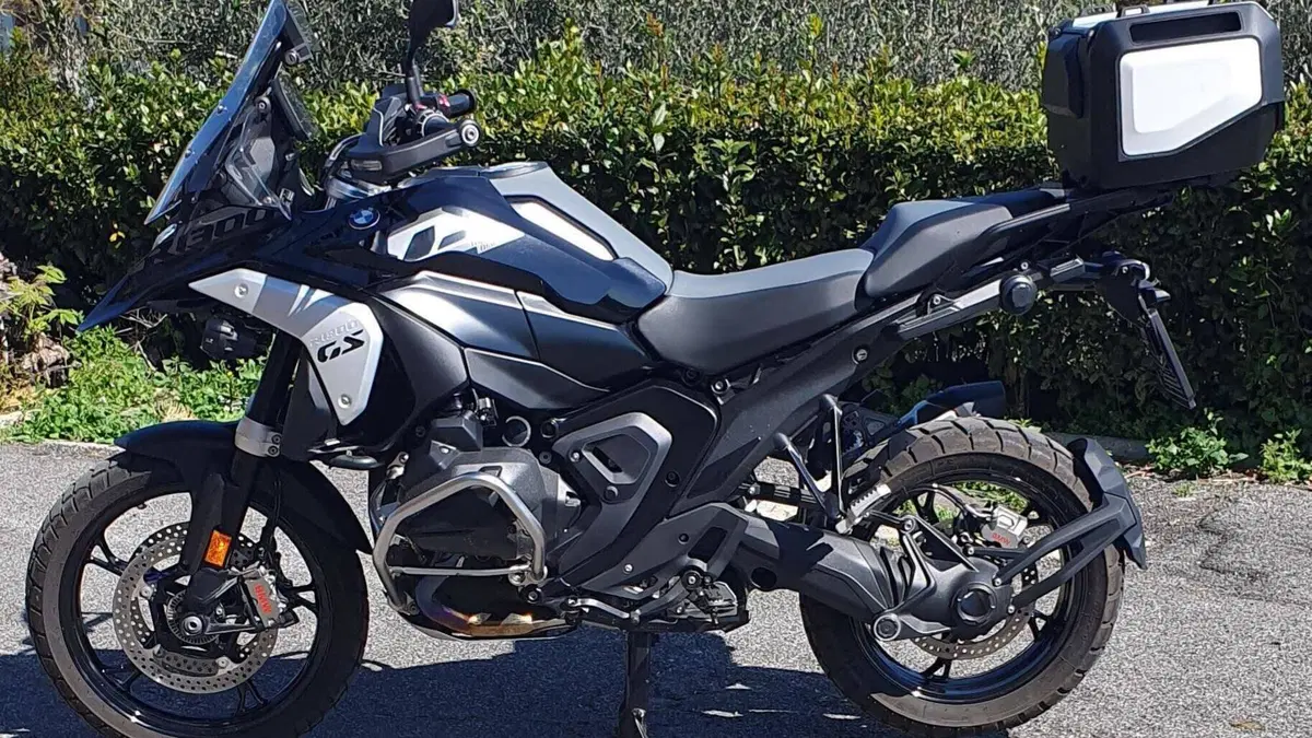 Bmw R 1300 GS Triple Black (2023 - 26) 