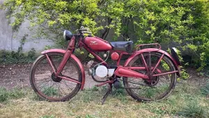 Moto Guzzi   (2)