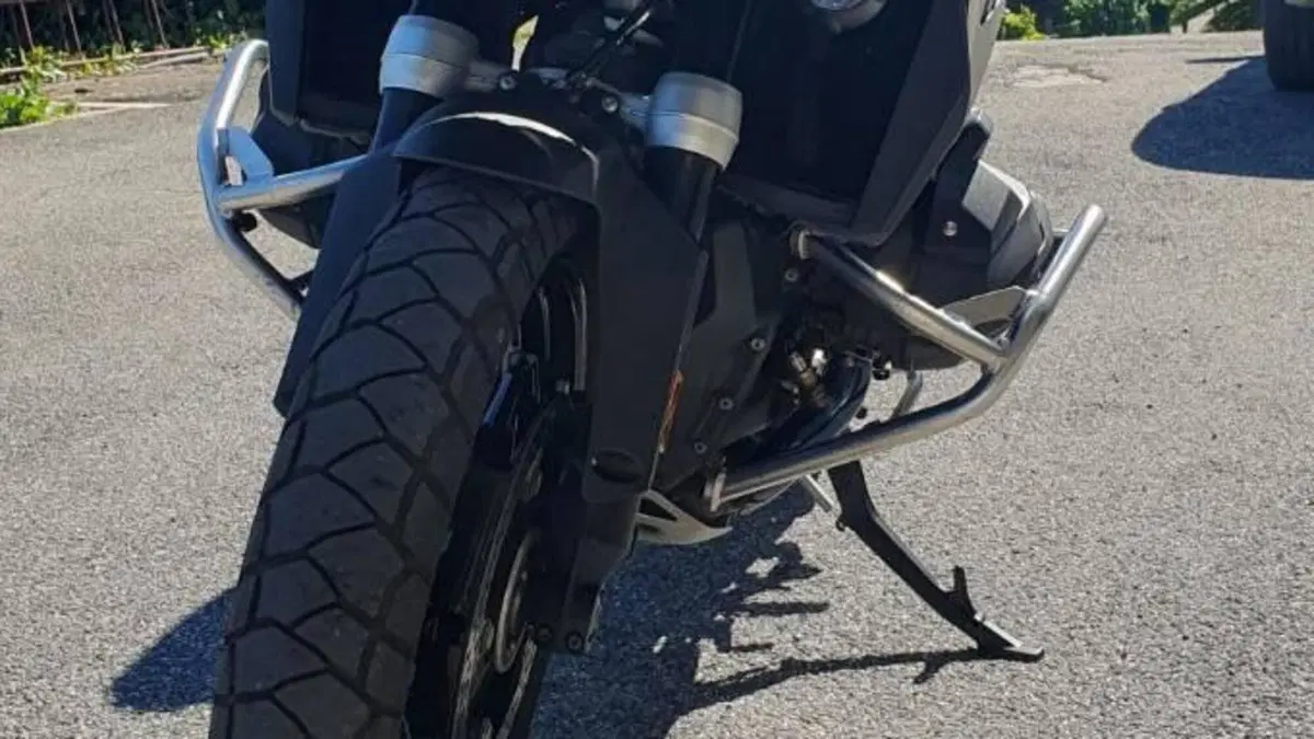 Bmw R 1300 GS Triple Black (2023 - 26)  (2)