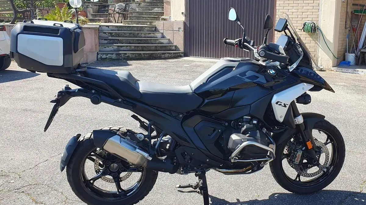 Bmw R 1300 GS Triple Black (2023 - 26)  (3)