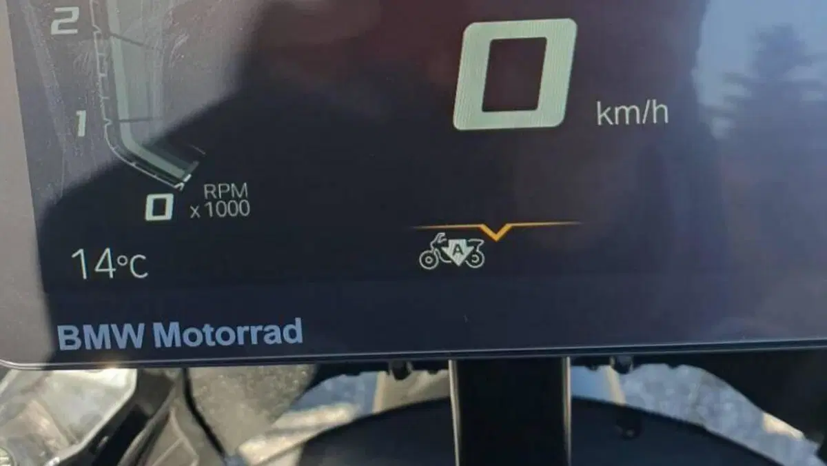 Bmw R 1300 GS Triple Black (2023 - 26)  (4)