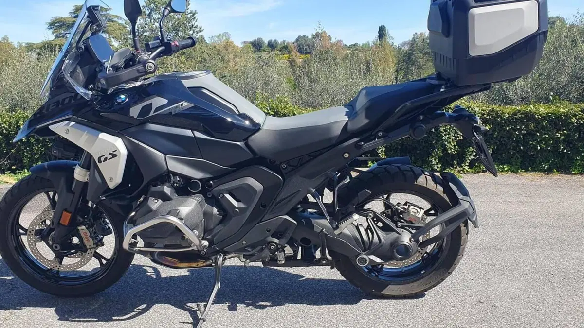 Bmw R 1300 GS Triple Black (2023 - 26)  (10)