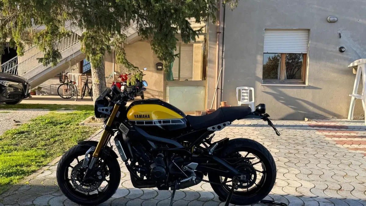 Yamaha XSR 900 ABS 60th Anniversary (2016 - 18)  (5)
