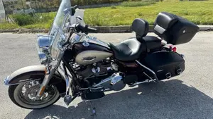 Harley-Davidson 107 Road King Classic (2017 - 18) - FLHRC  (8)