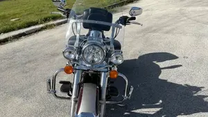 Harley-Davidson 107 Road King Classic (2017 - 18) - FLHRC  (9)