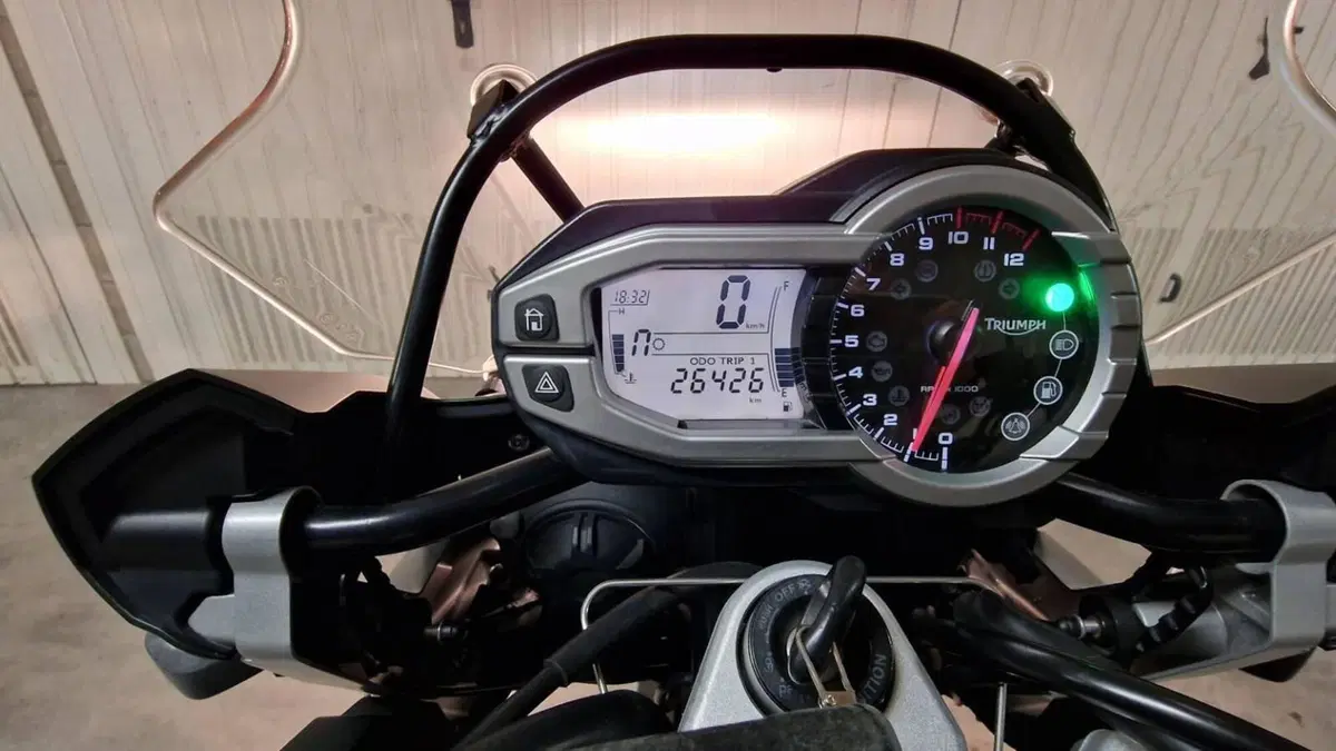 Triumph Tiger Explorer XC SE 1215 ABS (2011 - 16)  (3)