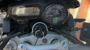 Yamaha FZ1 (2006 - 16)  (2)