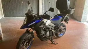 Suzuki V-Strom 650XT Explorer (2022 - 25)  (2)