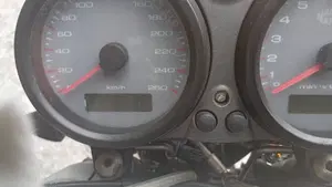 Ducati Monster 620 I.E. Dark (2002)  (3)