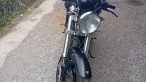 Ducati Monster 620 I.E. Dark (2002)  (9)