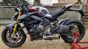 Ducati Streetfighter V4 1100 S (2020) 
