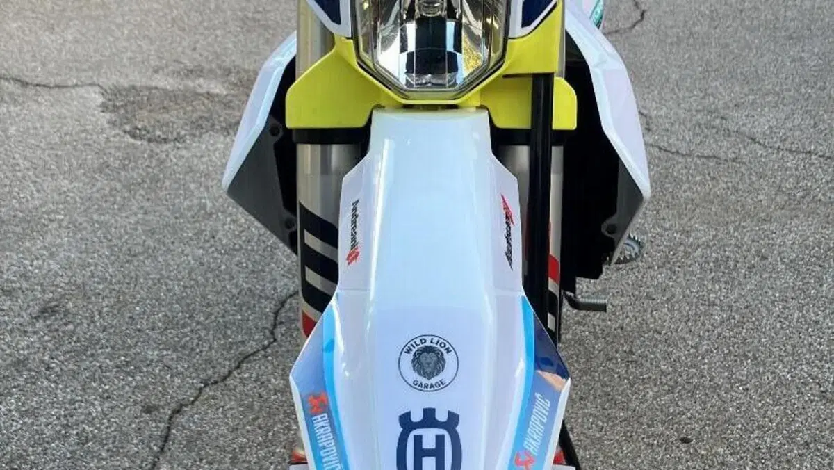 Husqvarna FE 450 (2025)  (3)