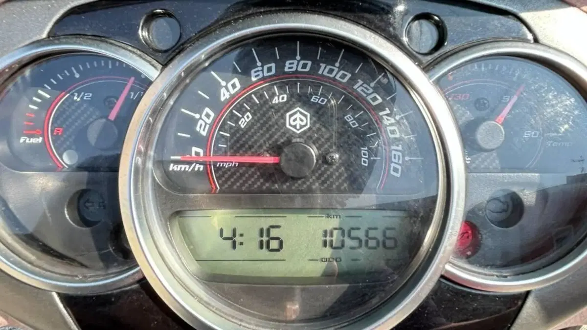 Piaggio Beverly 350 ABS (2016 - 20)  (6)