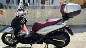 Piaggio Beverly 350 ABS (2016 - 20) 