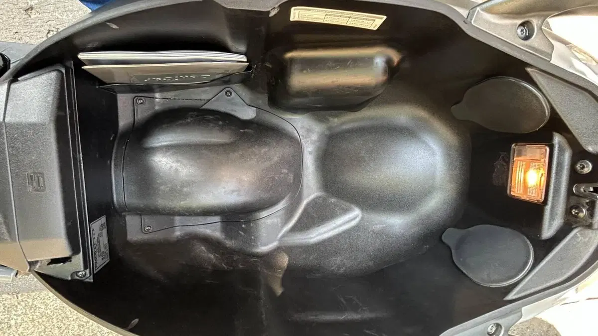 Piaggio Beverly 350 ABS (2016 - 20)  (7)