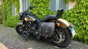 Harley-Davidson 1800 Slim S (2015 - 17) - FLS  (3)