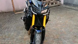 Yamaha MT-09 SP (2018 - 20)  (3)