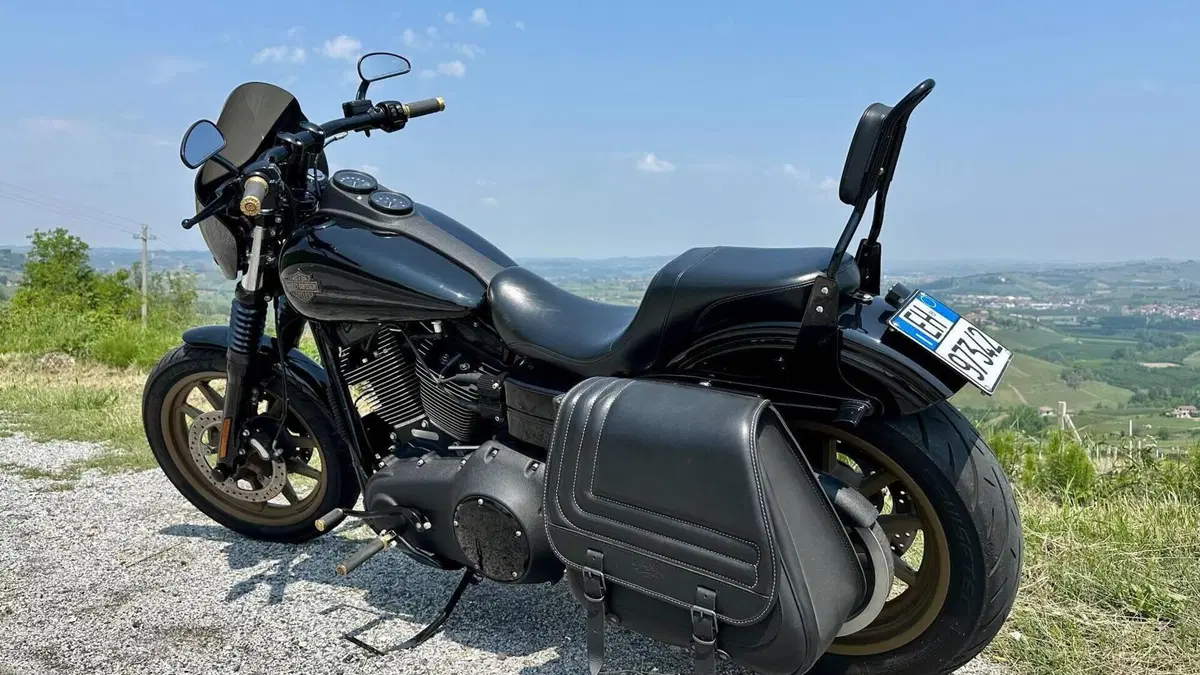 Harley-Davidson 1800 Low Rider S (2016 - 17) - FXDLS  (3)