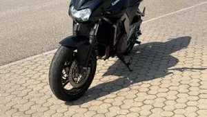 Kawasaki Z 750 S  (9)