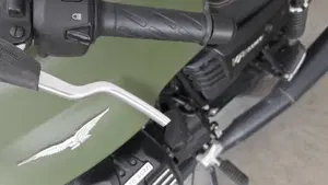 Moto Guzzi V7 III Racer (2017 - 20)  (9)