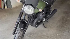 Moto Guzzi V7 III Racer (2017 - 20)  (10)