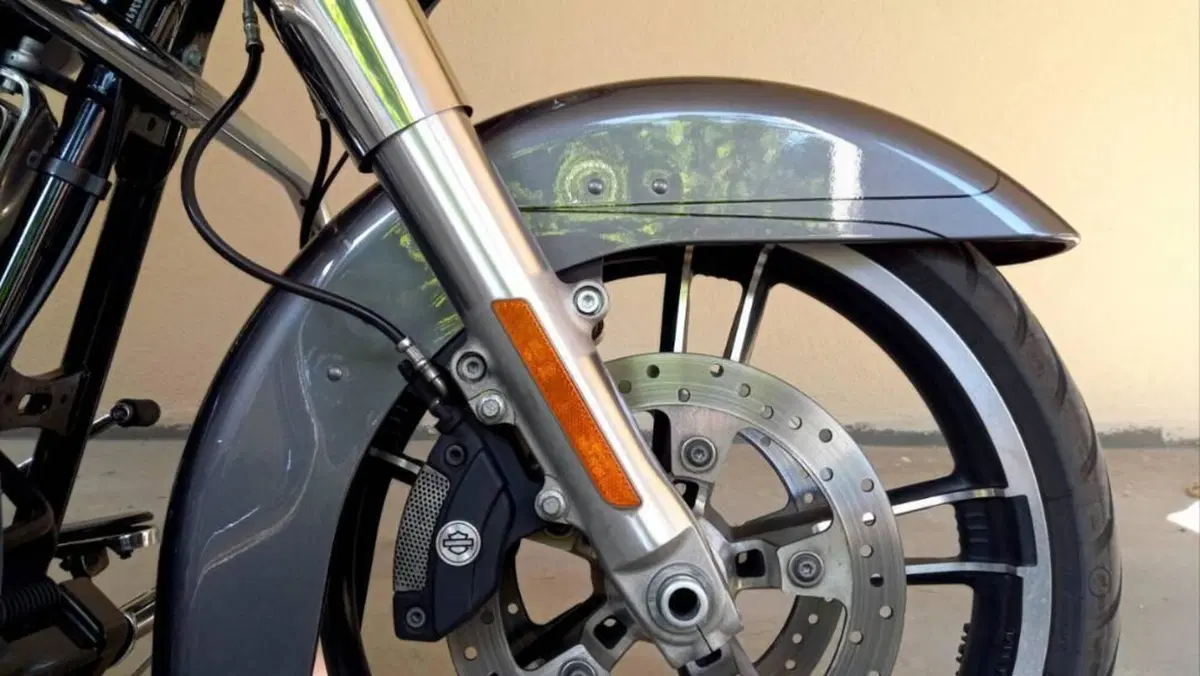 Harley-Davidson 1690 Street Glide Special (2014 - 16) - FLHX  (9)