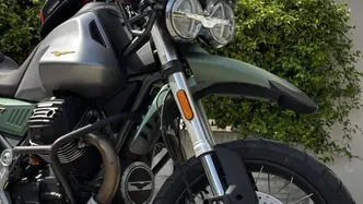 Moto Guzzi V85 TT Centenario (2021 - 22) usata