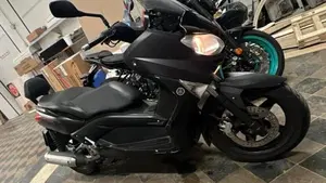 Yamaha X-Max 250 Momo Design (2011 - 13)  (4)