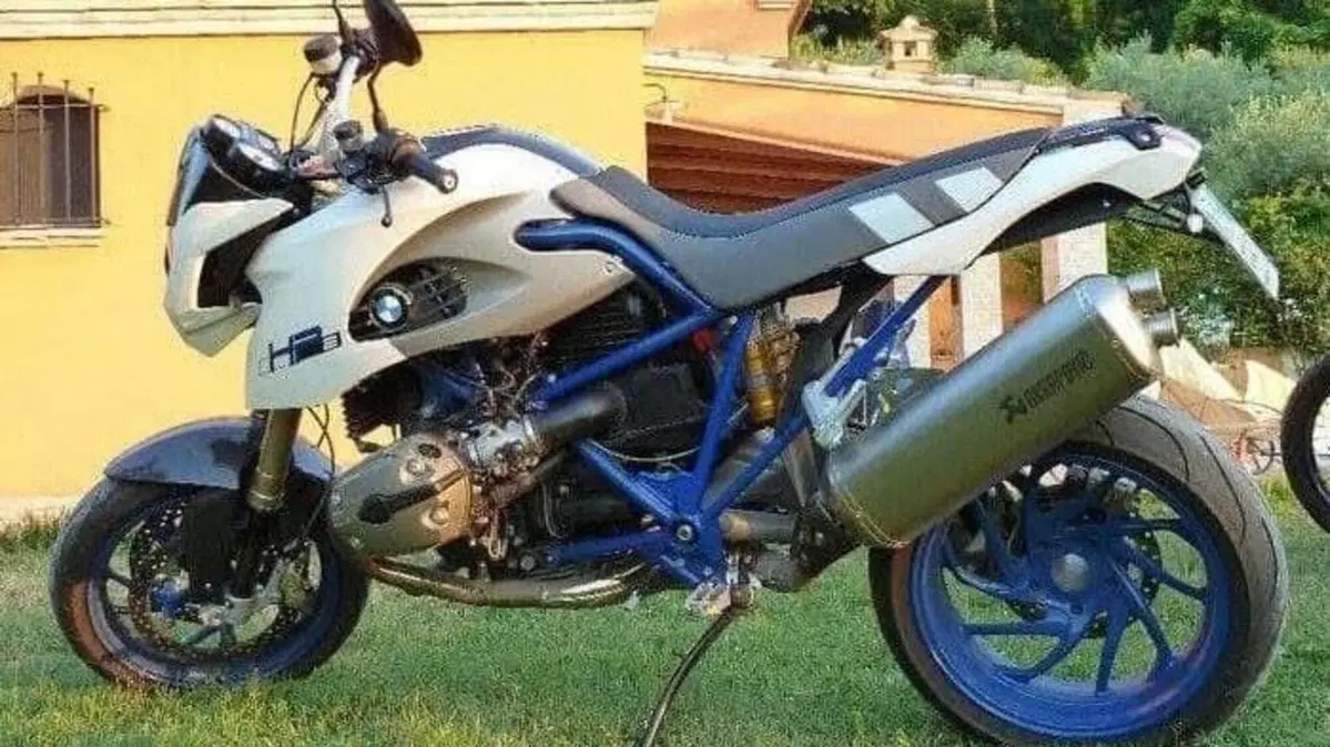 Bmw HP2 Megamoto 