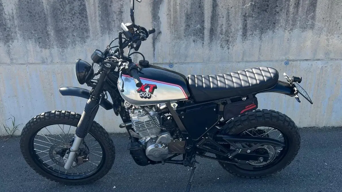 Honda NX 650 Dominator (1988 - 90) 