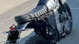Honda NX 650 Dominator (1988 - 90)  (4)