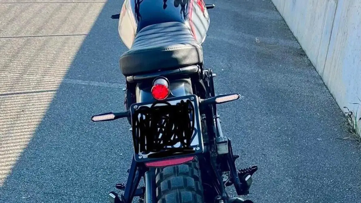 Honda NX 650 Dominator (1988 - 90)  (6)