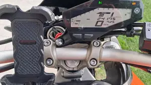 Yamaha MT-09 ABS (2013 - 15)  (11)