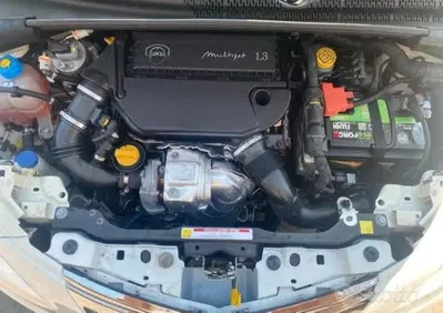 Lancia Ypsilon 1.3 MJT 16V 95 CV 5 porte S&S Platinum (13)