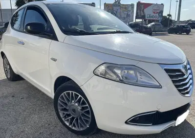 Lancia Ypsilon 1.3 MJT 16V 95 CV 5 porte S&S Platinum usata