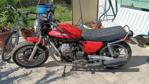 Moto Guzzi   (4)