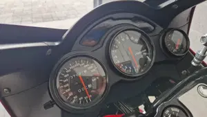 Suzuki   (5)