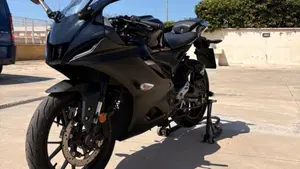 Yamaha YZF R125 (2023 - 26)  (2)