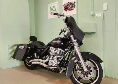 Harley-Davidson 1690 Street Glide (2011 - 13) - FLHX - Annuncio 9991533