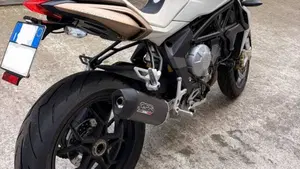 MV Agusta Brutale 675 (2011 - 15)  (4)