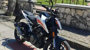KTM 390 Duke (2021 - 23)  (3)