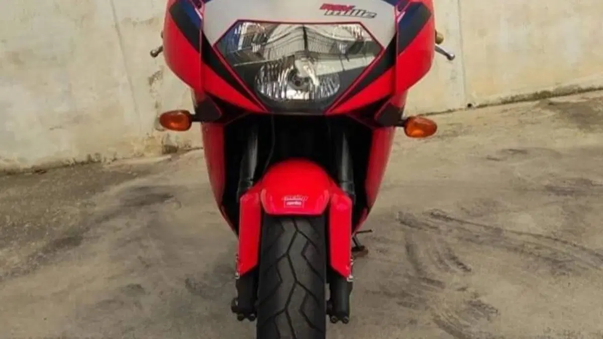Aprilia   (5)
