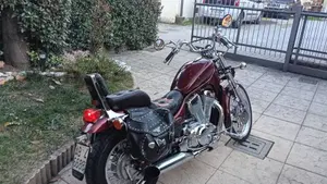 Suzuki VS 800 GL Intruder (1994 - 98)  (3)