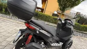 Piaggio MP3 300 Sport ABS Hpe (2021 - 24)  (3)