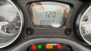 Piaggio MP3 300 Sport ABS Hpe (2021 - 24)  (4)