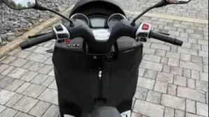 Piaggio MP3 300 Sport ABS Hpe (2021 - 24)  (5)