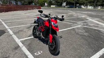 Ducati Hypermotard 950 (2022 - 25) usata