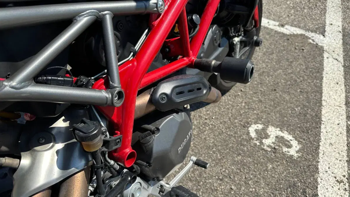 Ducati Hypermotard 950 (2022 - 25)  (9)