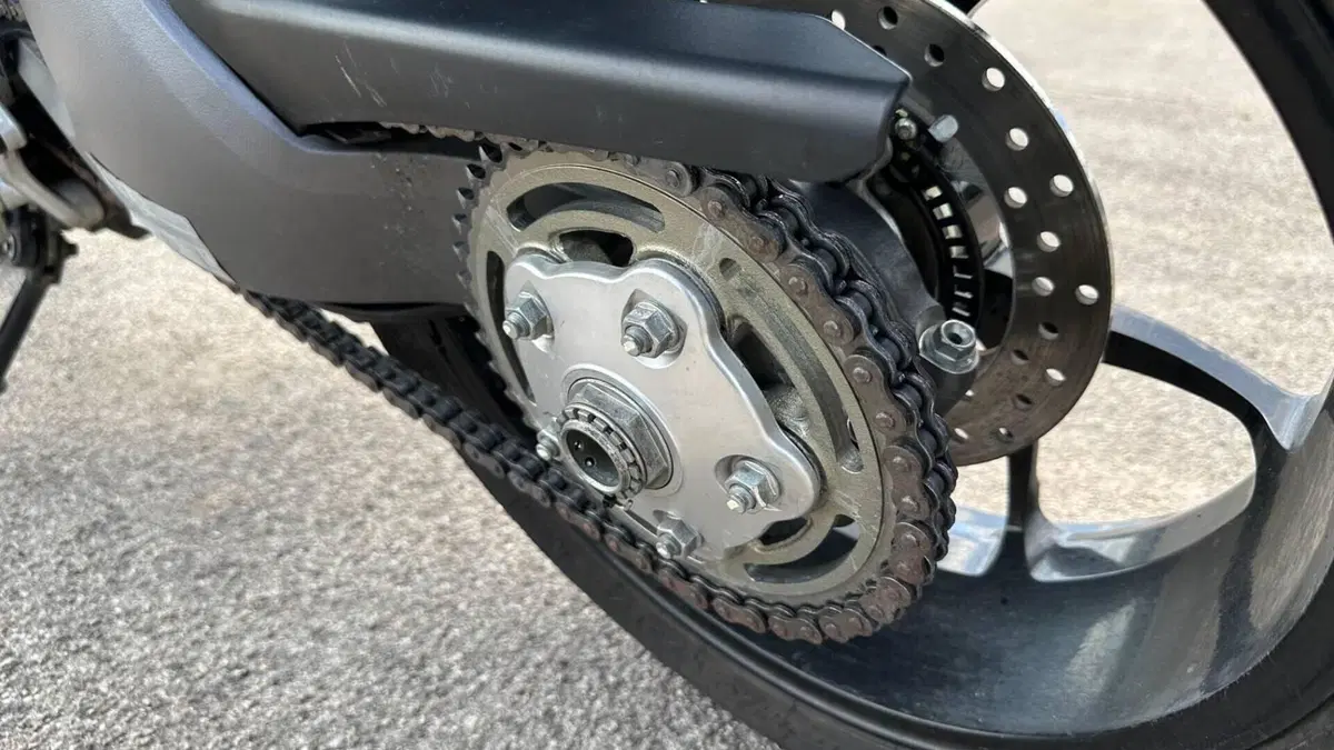 Ducati Hypermotard 950 (2022 - 25)  (13)